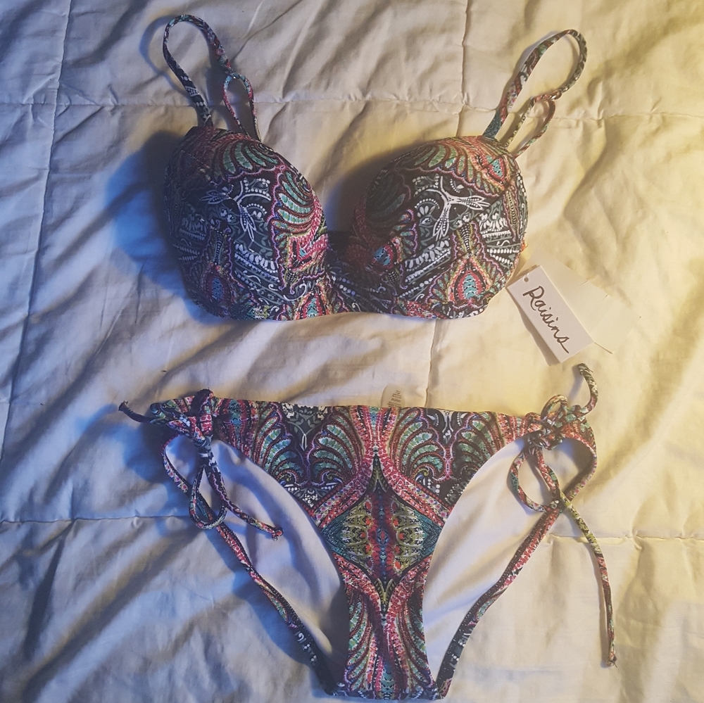 Gorgeous Pushup Bra Bathing Suit